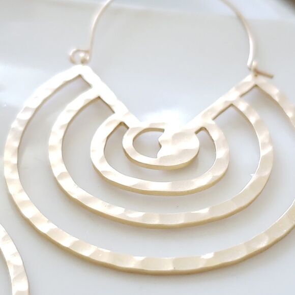 New! Zara Circles Hoop Earrings - Picture 4 of 12